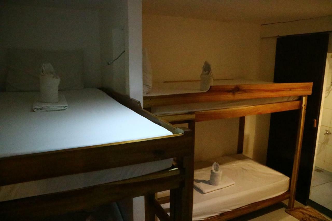 Pawikan Hostel El Nido Exteriör bild